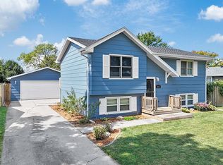 841 E 16th St N, Newton, IA 50208