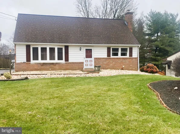 13 Laurel Dr, Willow Street, PA 17584