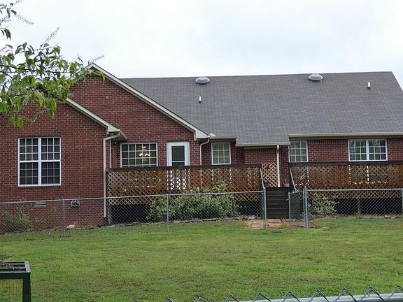 5th image of 24 Billy Parks Dr