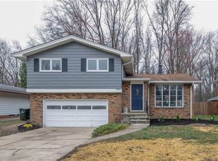 24333 Palm Dr, North Olmsted, OH 44070