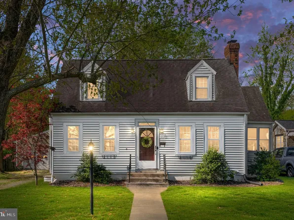 112 Longstreet Ave, Fredericksburg, VA 22401