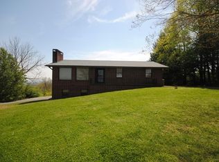 446 N Crest Rd, Chattanooga, TN 37404