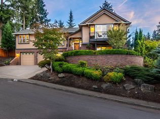 2462 Panorama Dr, Eugene, OR 97405