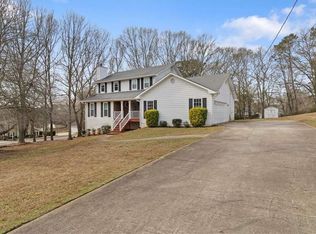 305 Daileys Plantation Ct, McDonough, GA 30253