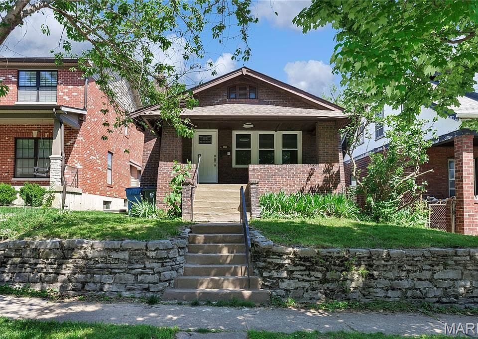 1st image of 1024 Yale Ave