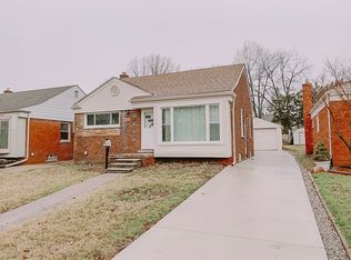 3154 Parkwood St, Trenton, MI 48183