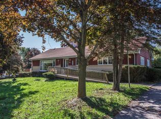 N3141 Opal Rd, Lake Geneva, WI 53147