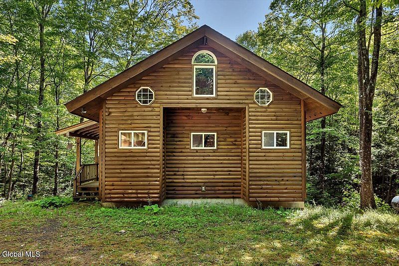 2nd image of 1120 Pike Brook Road