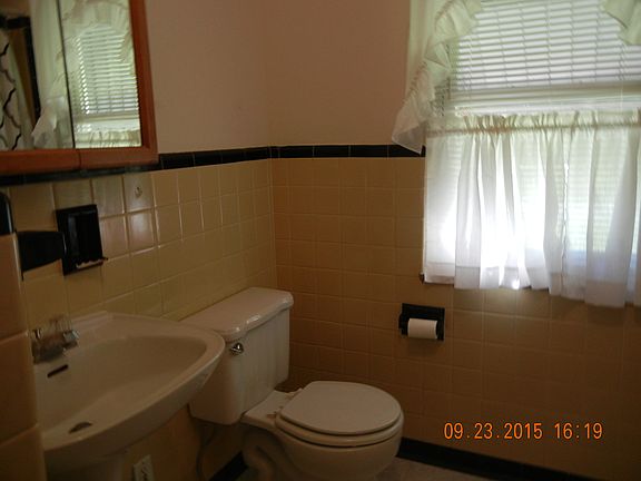 5th image of 11978 Shady Avenue