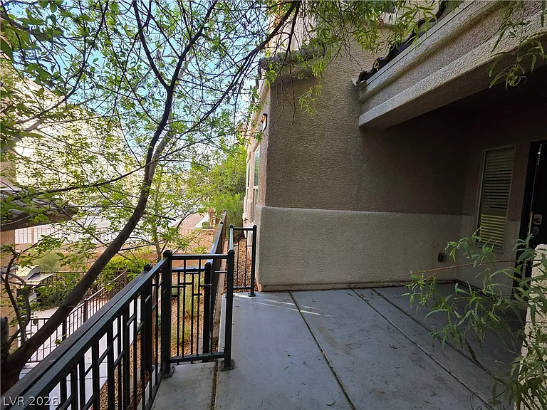 7720 Vibrant Thread Ct — Photo 32