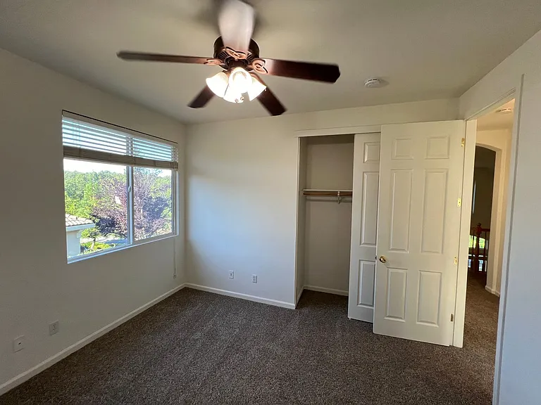 6082 Connery Dr — Photo 15