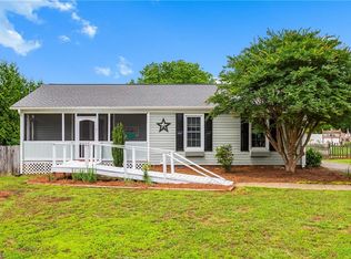 1118 Still Meadows Ln, King, NC 27021