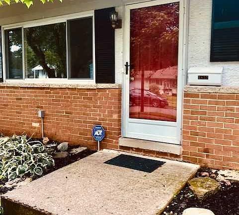 3rd image of 4833 Bromsgrove Ct