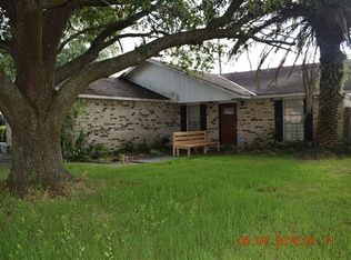 1400 N Sugar Ridge Dr, La Place, LA 70068