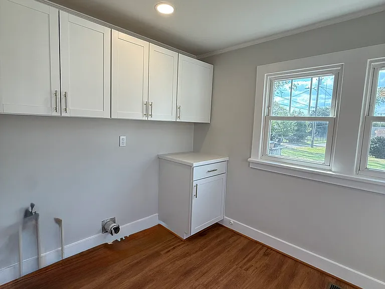 Ample storage throughout the kitchen and laundry room. A Washer and Dryer can be provided if needed.