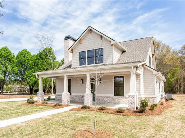 2044 Bennett Rd, Grayson, GA 30017