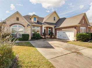 4318 Hadleigh Ln, College Station, TX 77845