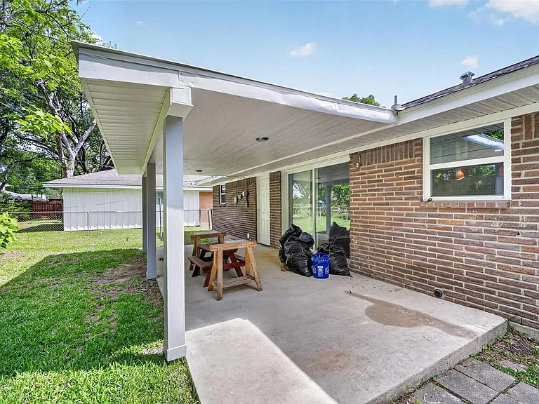 11226 Huggins Dr — Photo 39