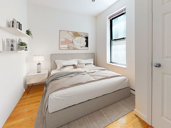 2nd image of 964 Amsterdam Ave APT 4A