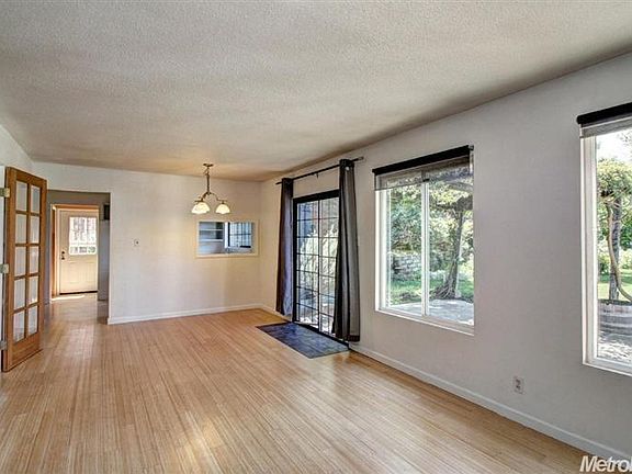 3rd image of 5323 Maui Way