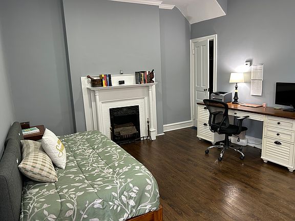 3rd image of 1022 Fayette St Floor 1