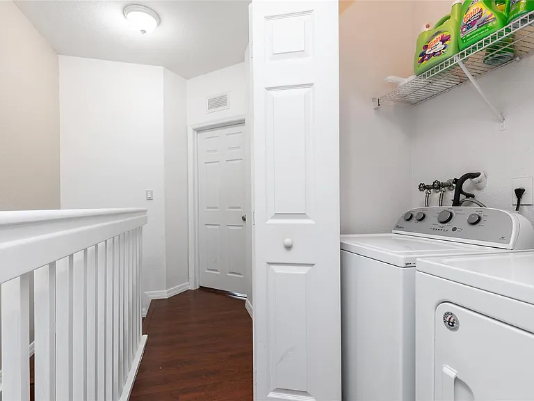 4408 Woodland Cir — Photo 11
