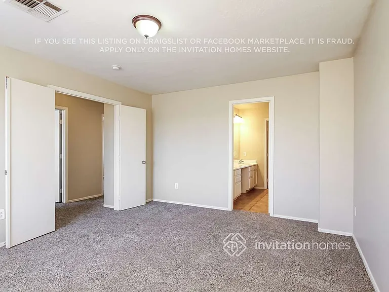 10307 W Denton Ln — Photo 9