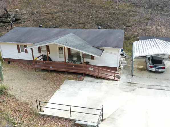 944 Possum Trot Rd, Leburn, KY 41831