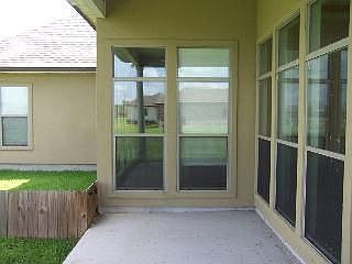 3rd image of 270 Riverwood Dr