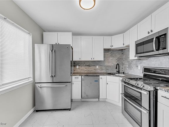 4th image of 7421 Otis Ct