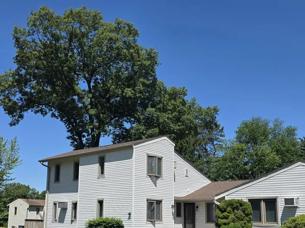 132 Butternut Lane #138, Bristol, CT 06010