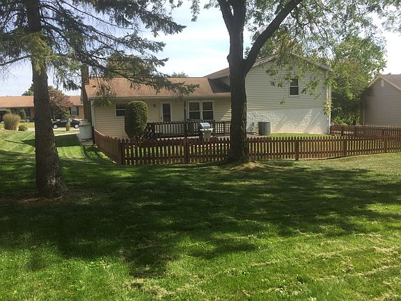 5th image of 104 Westwood Cir