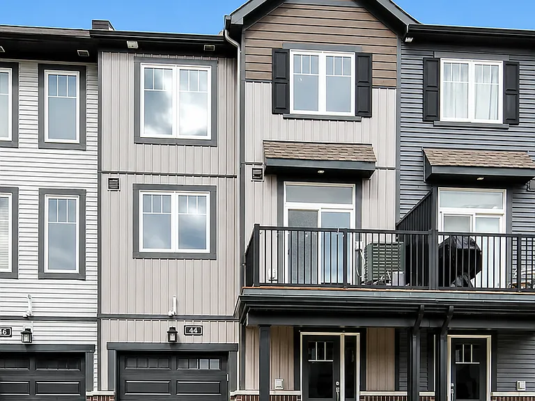 44 Teelin Cir #1 — Photo 1