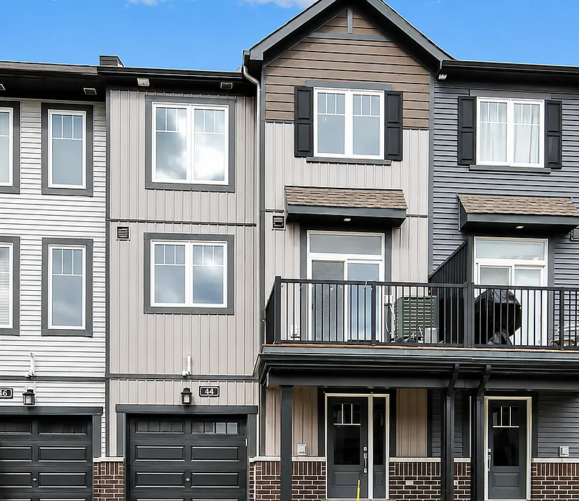 44 Teelin Cir #1