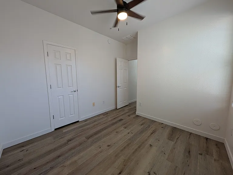 15240 N 142nd Ave #1091 — Photo 16