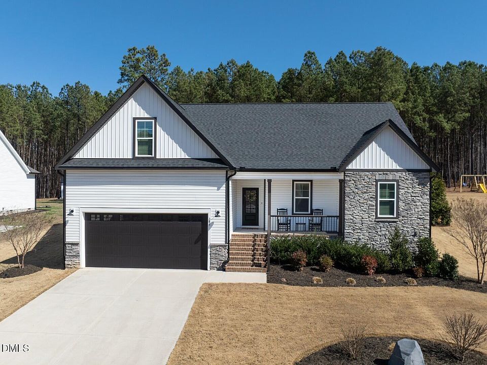 1st image of 245 Sorrel Dr