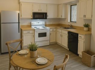 418 Hazel St #4-4C, Chico, CA 95928