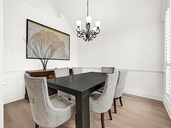 5th image of 13607 Clareton Ln