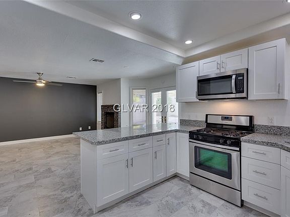 4th image of 2109 Harbor Cliff Dr
