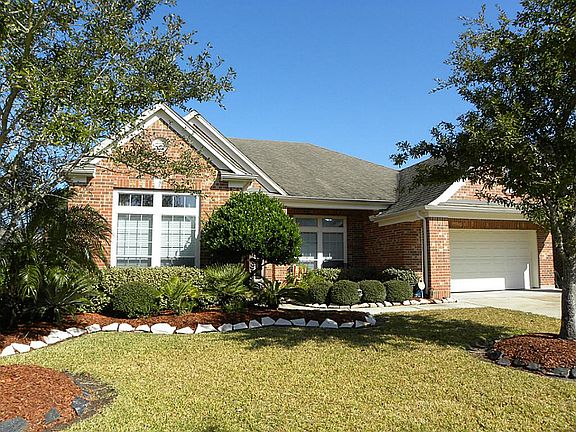 Well Landscaped with Sprinkler System
