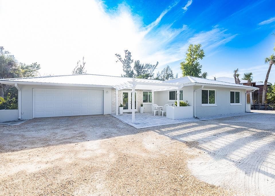 1st image of 4639 Brainard Bayou Rd