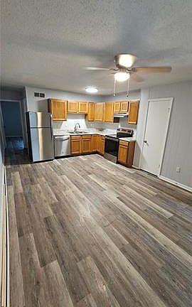 2nd image of 216 West Ave APT A