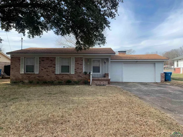 1903 Turtle Creek Dr, Marshall, TX 75670