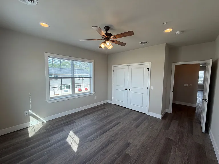 Salem Run Apartments Phase 2 — Photo 303
