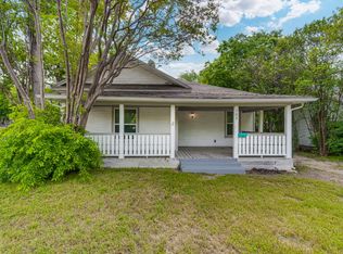 102 S Stewart Ave, Lancaster, TX 75146