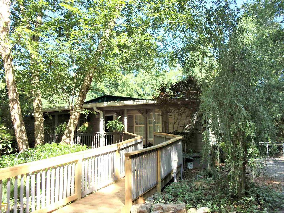 1st image of 118 Mason Mill Dr