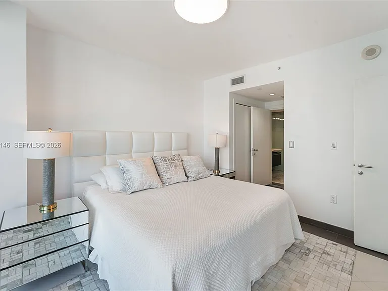 200 Biscayne Boulevard Way #3613 — Photo 14