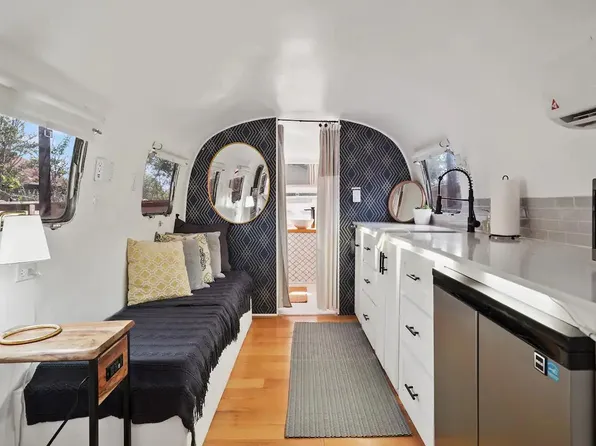 8506 Palace Pkwy #2, Austin, TX 78748