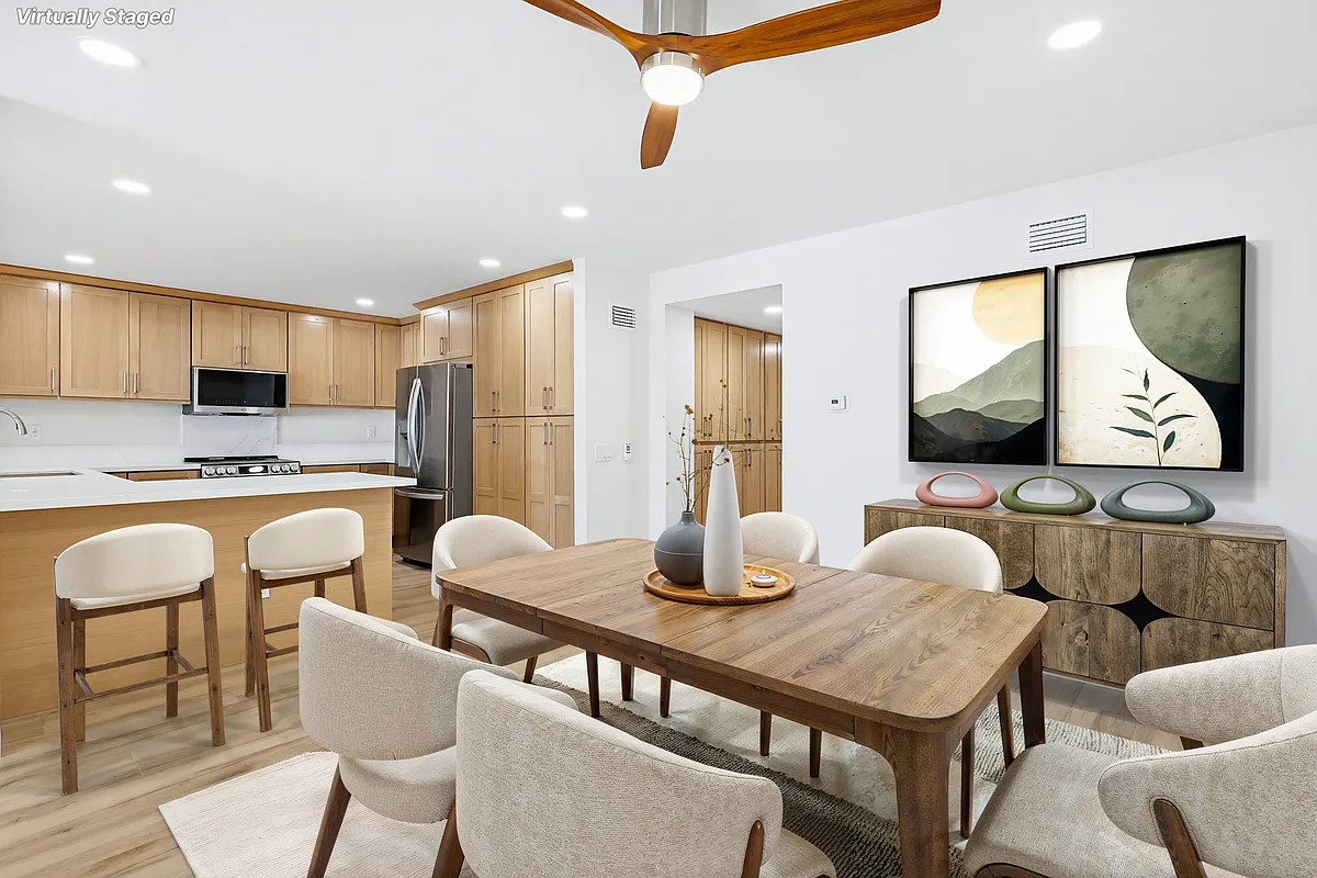 Dining room with virtual staging - 43 Montego Ct #43