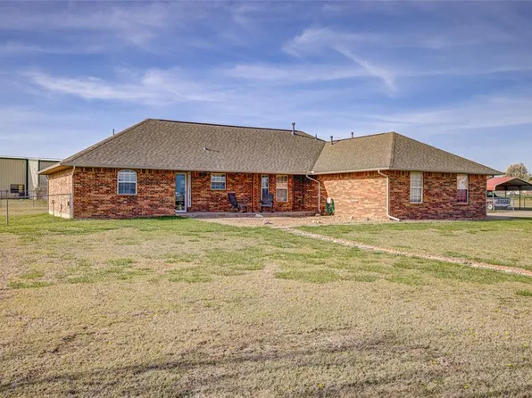 990 Sunflower Dr, Tuttle, OK 73089